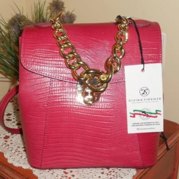 NWT Divina Firenze Ruby Red Italian Leather Convertible Shoulderbag